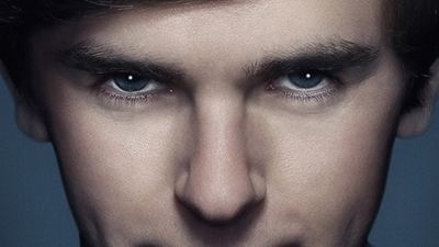 A transformação final começa para Norman no primeiro cartaz da quarta temporada de Bates Motel