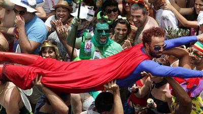 Imagem da notícia Hora de separar a fantasia e a pipoca! Conheça os Blocos de Carnaval com temas de cinema e série