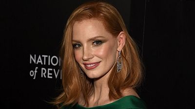 Imagem da notícia Aaron Sorkin escala Jessica Chastain como "dama da jogatina" em sua estreia na direção