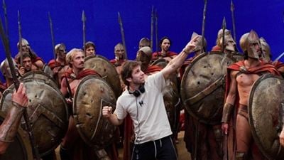 Zack Snyder pensa em rodar "sequências" de 300 para além da Grécia Antiga