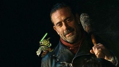 Imagem da notícia Final da sexta temporada de The Walking Dead defende, novamente, criador