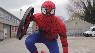 Imagem da notícia E se Capitão América: Guerra Civil fosse um filme de baixo orçamento?