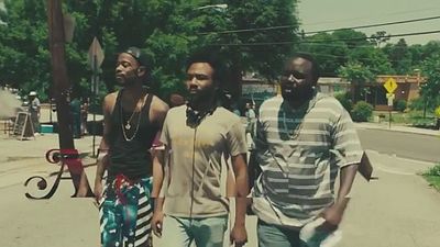 Imagem da notícia Donald Glover dá um rolé com os manos no teaser da série Atlanta