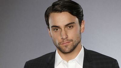 Imagem da notícia How To Get Away With Murder: Cena de sexo gay é censurada na Itália