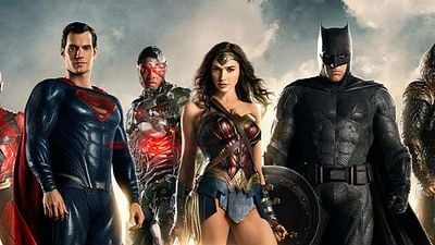 Imagem da notícia Comic-Con 2016: Liberado o primeiro trailer de Liga da Justiça!