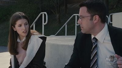 Imagem da notícia Novo trailer de O Contador destaca a relação entre Ben Affleck e Anna Kendrick