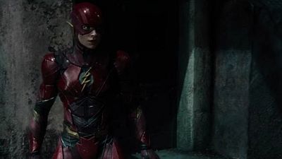 Imagem da notícia Ezra Miller explica como as críticas negativas de Esquadrão Suicida afetam o elenco de Liga da Justiça
