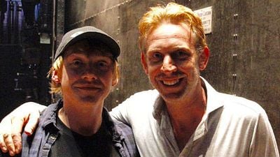 Imagem da notícia Rupert Grint assiste à peça de Harry Potter e encontra novo Rony