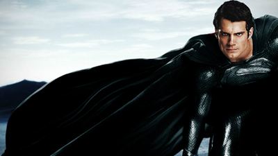 Liga da Justiça: Henry Cavill dá uma prévia do uniforme negro do Superman