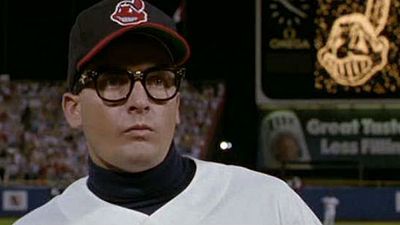 Imagem da notícia Charlie Sheen fala sobre possível sequência de Garra de Campeões