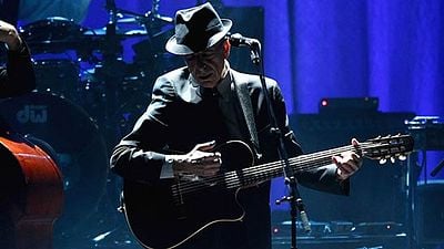 Imagem da notícia Morre aos 82 anos o cantor e compositor Leonard Cohen, de "Hallelujah"