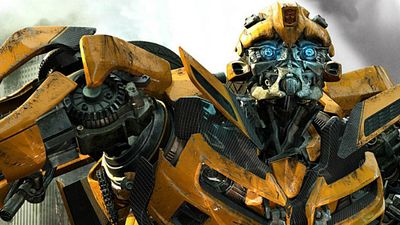 Imagem da notícia Transformers: Michael Bay aprovaria filme do Bumblebee em versão proibida a menores de idade