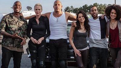 Imagem da notícia Velozes & Furiosos 8: Elenco se reúne para celebrar os valores da franquia em vídeo