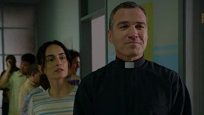 Imagem da notícia Ator de Narcos assume o cargo de Ministro da Cultura no Peru