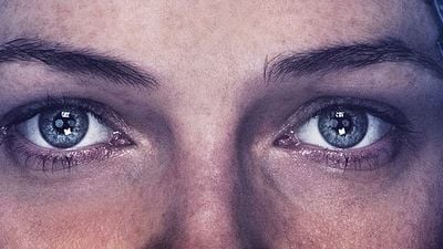 Imagem da notícia Vida: Cartaz da ficção científica reúne os protagonistas Jake Gyllenhaal, Rebecca Ferguson e Ryan Reynolds