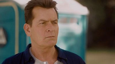 Imagem da notícia Charlie Sheen se envolve numa disputa familiar politicamente incorreta no trailer de Mad Families