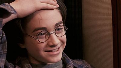 Imagem da notícia Entenda por que 2017 é um ano muito importante para Harry Potter