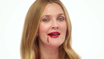 Drew Barrymore conta o segredo de sua nova dieta no primeiro teaser de Santa Clarita Diet