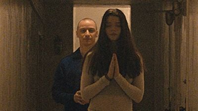 Imagem da notícia Bilheterias Estados Unidos: Fragmentado ainda é mais forte que as estreias Resident Evil 6 e Quatro Vidas de um Cachorro