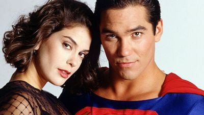 Imagem da notícia Teri Hatcher será vilã recorrente em Supergirl