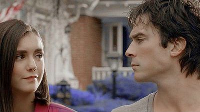 Imagem da notícia The Vampire Diaries: Cena deletada do episódio final tinha o pedido de casamento entre Damon e Elena