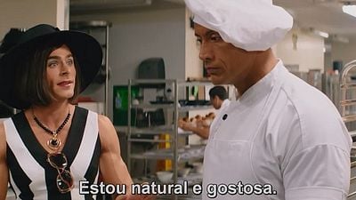 Imagem da notícia Salva-vidas acreditam que são investigadores em novo trailer de Baywatch, estrelado por Dwayne Johnson e Zac Efron