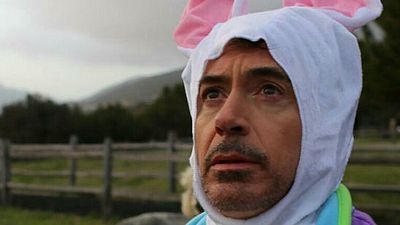 Imagem da notícia Robert Downey Jr. celebra a Páscoa vestido de coelho