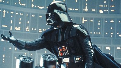 Imagem da notícia Fã de Star Wars vai para escola vestido de Darth Vader e fantasia vira caso de polícia