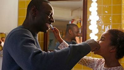 Imagem da notícia Veja o trailer de Uma Família de Dois, nova comédia de Omar Sy (Exclusivo)