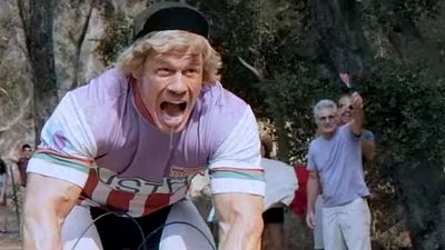 Imagem da notícia Tour de Pharmacy: Comédia da HBO traz Orlando Bloom, Freddie Highmore e Dolph Lundgren como ciclistas drogados (Trailer)