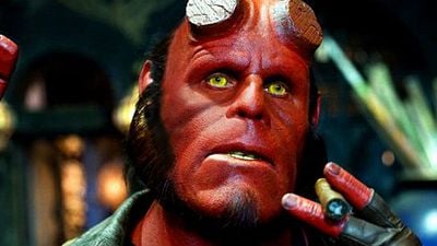 Imagem da notícia Ron Perlman deseja o melhor a David Harbour no reboot de Hellboy