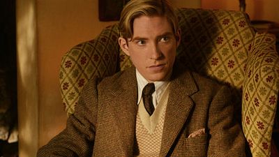 Imagem da notícia Goodbye Christopher Robin: Domhnall Gleeson estampa o cartaz da biografia sobre o criador do Ursinho Pooh