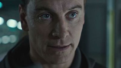 Imagem da notícia China censura beijo gay de Michael Fassbender em Alien: Covenant