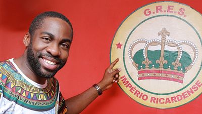 Imagem da notícia Das telas para o sambódromo! Lázaro Ramos será homenageado em enredo de escola de samba