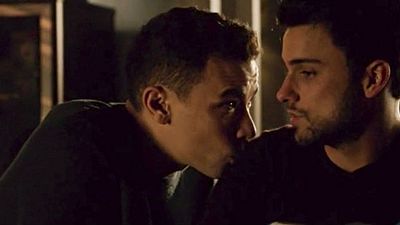 Imagem da notícia Rede Globo é acusada de cortar cenas de sexo gay ao exibir How to Get Away with Murder