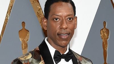 Imagem da notícia Comic-Con 2017: Ator de American Gods celebra casamento temático de Star Wars no evento 