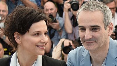 Imagem da notícia Olivier Assayas voltará a dirigir Juliette Binoche em comédia sobre o universo editorial