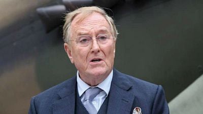 Imagem da notícia Morre Robert Hardy, o Ministro da Magia de Harry Potter, aos 91 anos