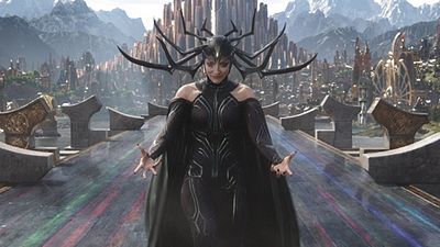 Imagem da notícia "Nunca tivemos uma vilã feminina no universo da Marvel nos cinemas", diz Cate Blanchett, de Thor: Ragnarok 