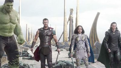 Imagem da notícia Thor: Ragnarok reúne um time inusitado de heróis em novo comercial