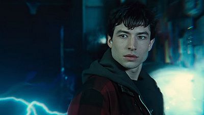 Imagem da notícia Liga da Justiça: Ezra Miller aparece como Barry Allen em nova imagem 