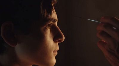 Imagem da notícia Gotham mostra a transformação de Bruce Wayne em trailer da quarta temporada