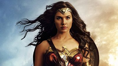 Imagem da notícia Mulher-Maravilha: Fãs começam campanha para heroína ser bissexual nas telonas