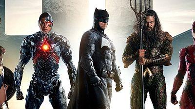 Imagem da notícia Mulher-Maravilha e Batman estão meio confusos em nova imagem de Liga da Justiça