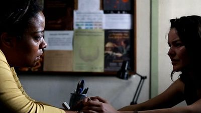 Imagem da notícia Festival do Rio 2017: Lúcia Murat explica como o medo da violência inspirou o thriller Praça Paris (Entrevista Exclusiva)