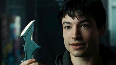 Imagem da notícia Rumor: Filme do Flash depende da recepção de Liga da Justiça para acontecer