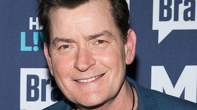 Imagem da notícia Charlie Sheen nega ter abusado de Corey Haim