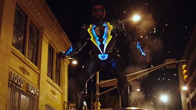 Imagem da notícia Black Lightning ganha novo trailer sobre a origem do personagem