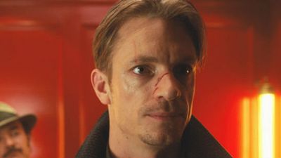 Altered Carbon: Joel Kinnaman é destaque em novas imagens da ficção científica