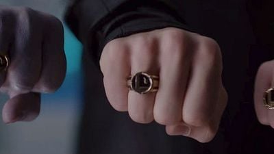 Imagem da notícia Novo teaser de Supergirl traz a Legião dos Super-Heróis em ação